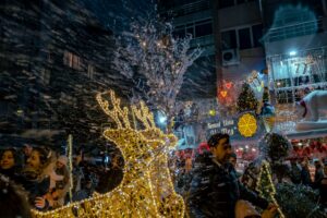 Read more about the article 21+ Easy Tips to Create a Realistic Christmas Budget This Year