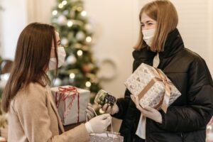 Read more about the article 21+ Little Frugal Christmas Gifts to Make Your Holiday Happy