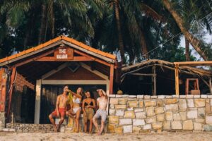 Read more about the article 19+ Genius Vacation Hacks to Make Your Trip Stress-Free